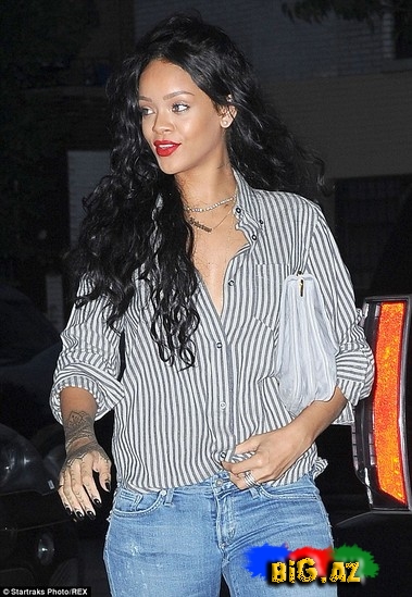 Rihanna yenə təəccübləndirdi - FOTO