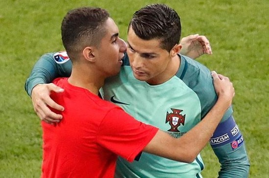 Ronaldonun oğlan pərəstişkarı görün nə etdi- FOTO