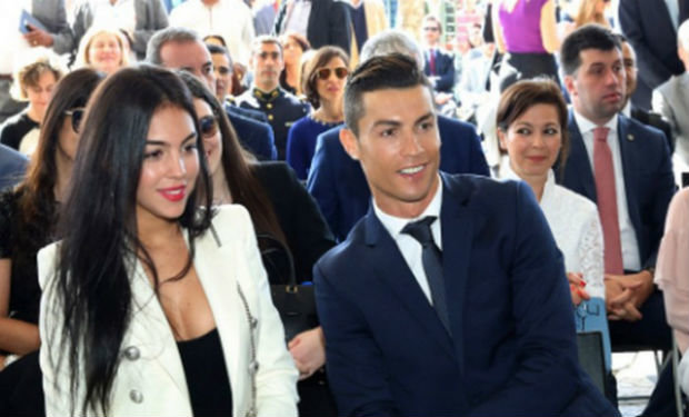 Ronaldodan sevgilisinə milyonluq hədiyyə — FOTO