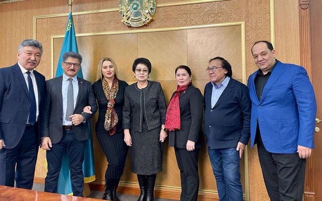 Rozanın Polad Bülbüloğlu ilə rəqsi…