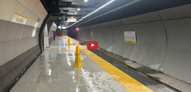 Türkiyədə metro stansiyasını su basdı - VİDEO