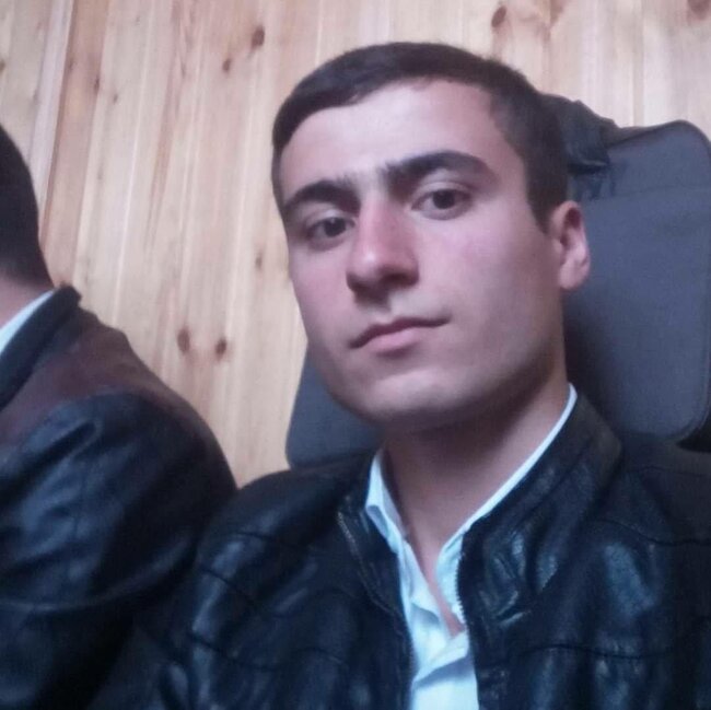 Bu da hipermarketə basqın edən şəxsin FOTOları