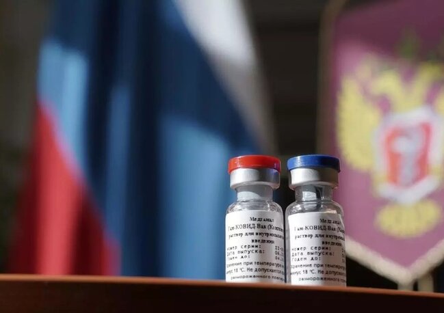 Rusiyanın COVID-19 vaksininin 100-dən çox yan təsirləri ortaya çıxıb
