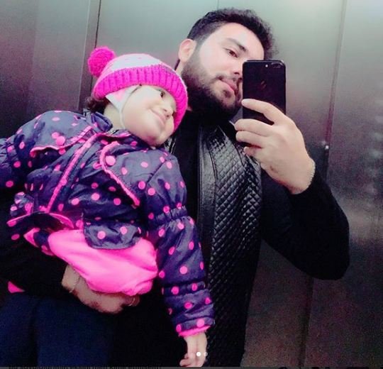 Toppuş bacının həyat yoldaşı qızlarının fotosunu paylaşıb bu sözləri yazdı