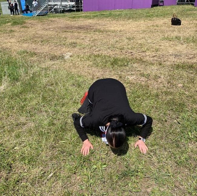 Şuşaya çatan kimi torpağı öpdü - FOTOLAR