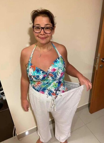 Səyahətdən qayıdan kişi həyat yoldaşını TANIMADI - FOTOLAR