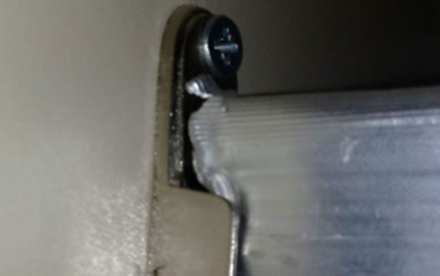 "Dellora"dan fırıldaq: "2600 ödədik, ancaq bizə köhnə mebel satdılar"