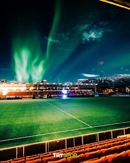 Bu stadiondan təkcə oyunu yox, şimal işıqlarını da izləyə bilərsiniz - Fotolar