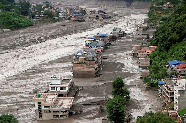 Nepal və Tibetdə dəhşətli daşqın: ölənlərin sayı 1 280-ə çatıb