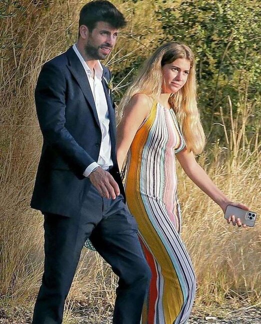 Şakiraya xəyanət edən Pike yeni sevgilisi ilə