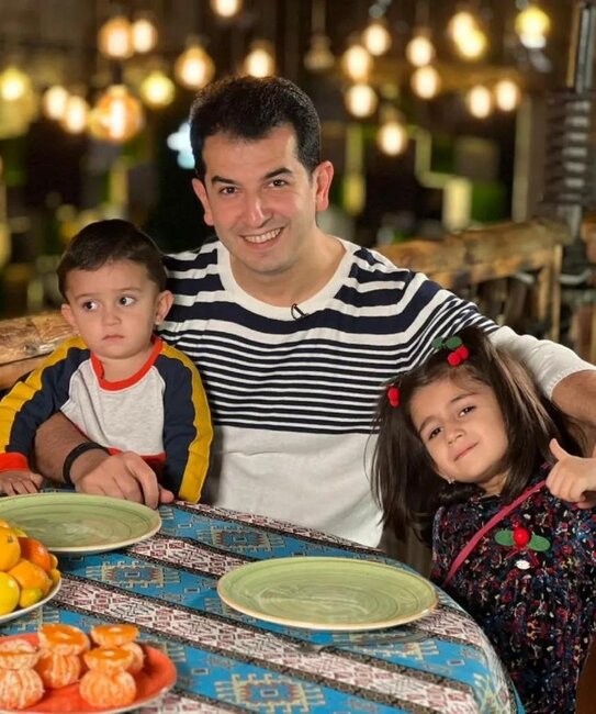 Saleh Bağırov övladları ilə - FOTOLAR