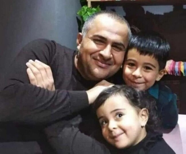 Dünən şəhid olan hərbçimizin övladları ilə SON FOTOSU