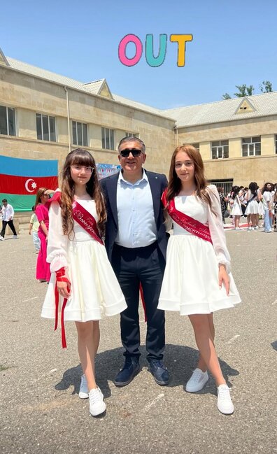 Onun da qızları məzun oldu - Foto