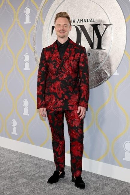 Maykl Ceksonun övladları qalada - FOTO