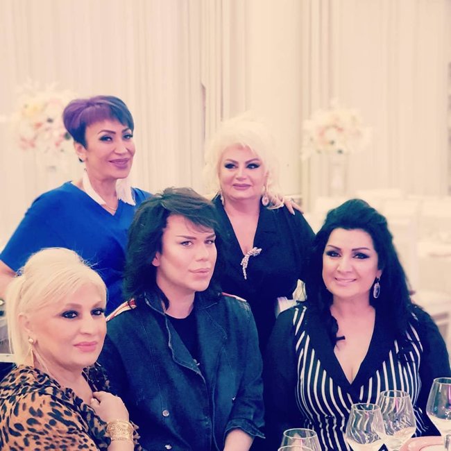 Əməkdar artist ad günü etdi – FOTOLAR