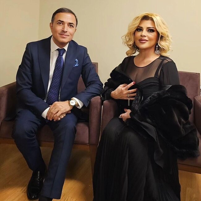 Mətanət İsgəndərli onların da üzünə fotoşop etdi