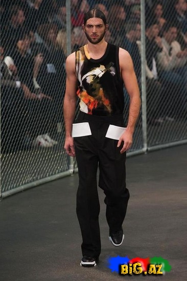 "Givenchy" payız-qış kolleksiyasını təqdim etdi - FOTO