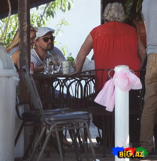 DiKaprio sevgilisini ailəsi ilə tanış etdi - FOTO