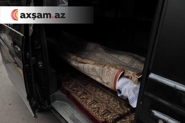 Sənət adamları Nailə Mirməmmədlinin evinə yollanıb - FOTOLAR