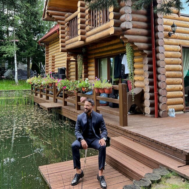 Zamiqin anası erməni olan müğənni ilə paylaşımı tənqid olundu - Fotolar