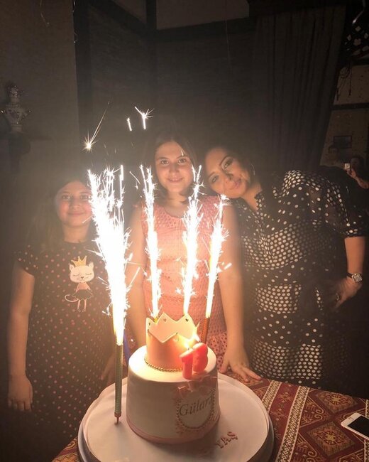 Lalə Azərtaş qızına ad günü etdi - Fotolar