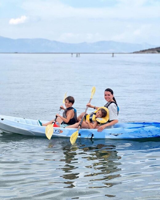 Safurə övladları ilə belə dincəlir - Fotolar