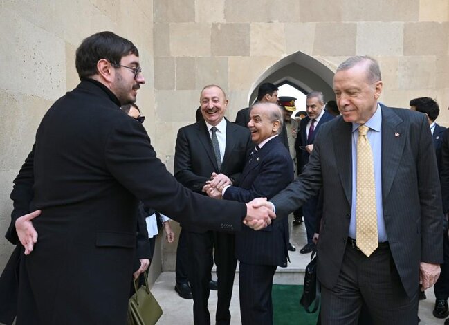 Prezidentlə ailəsinin paraddan YENİ FOTOLARI