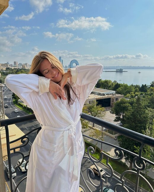 Dünyanı gəzən məşhur bloger Bakıya gəldi - Fotolar