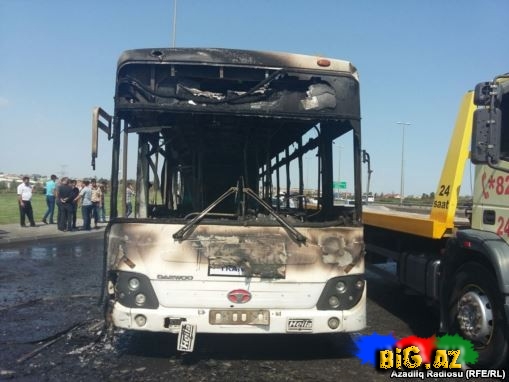 Bakıda yanan avtobusun- FOTOLARI