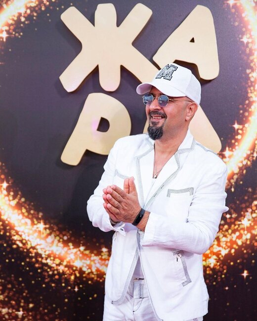 Ulduzlar qırmızı xalçada - Fotolar