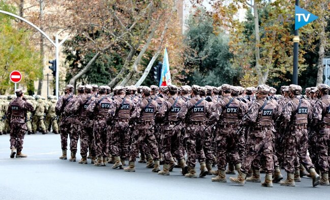 Hərbçilərimiz parada hazırlaşır - FOTOLAR