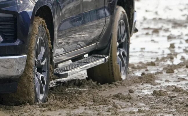 Palçığa görə yarımçıq qalan festival - Fotolar