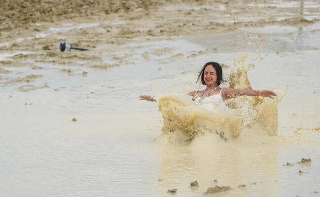 Palçığa görə yarımçıq qalan festival - Fotolar