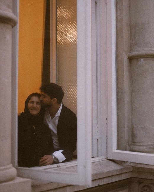 Coninin Bakıda babası və nənəsi ilə çəkdirdiyi səmimi - Fotoları