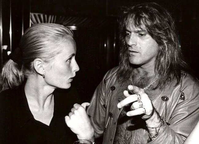 6 min qadınla yatdı, sevişərkən öldü - Fotolar