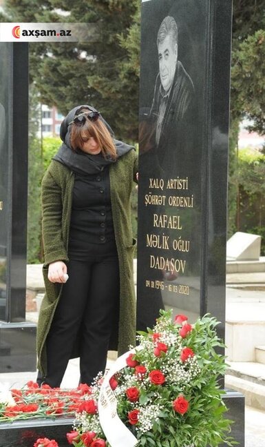 Ailəsi Rafael Dadaşovun məzarında - Fotolar