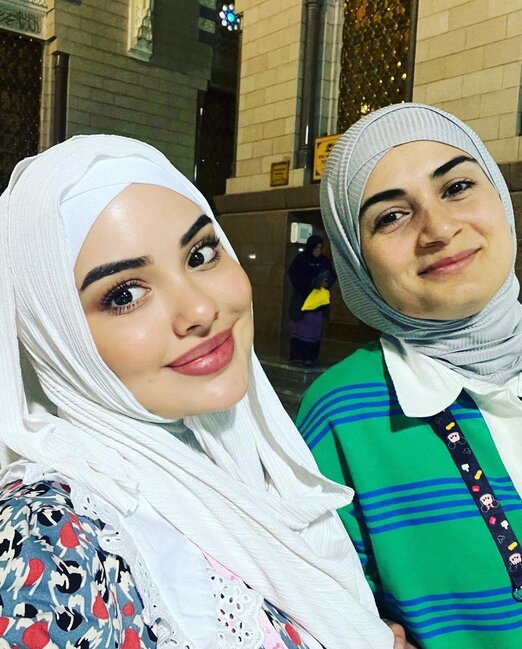 Mina Mədinəyə getdi - FOTOLAR