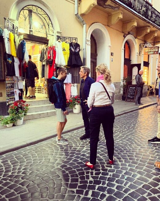 Ancelinadan sonra o da Ukraynaya getdi - FOTO - VİDEO