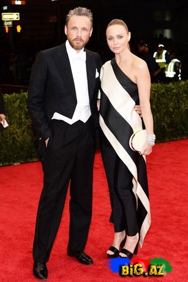 Hollivud ulduzlarının bal kostyumları - FOTO