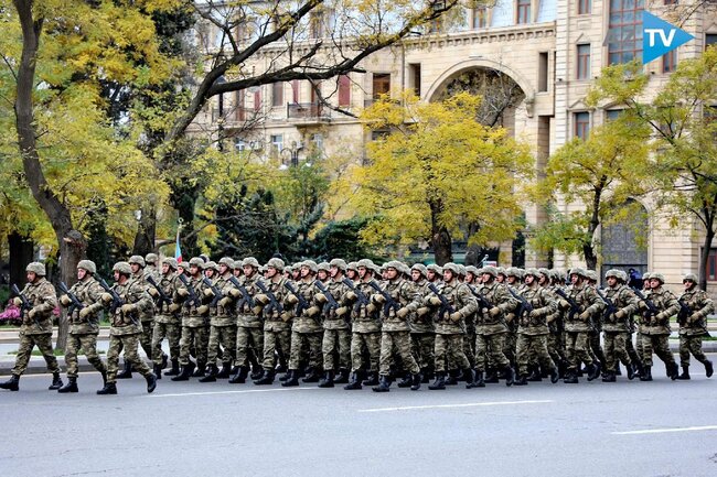 Hərbçilərimiz parada hazırlaşır - FOTOLAR