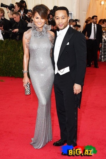 Hollivud ulduzlarının bal kostyumları - FOTO