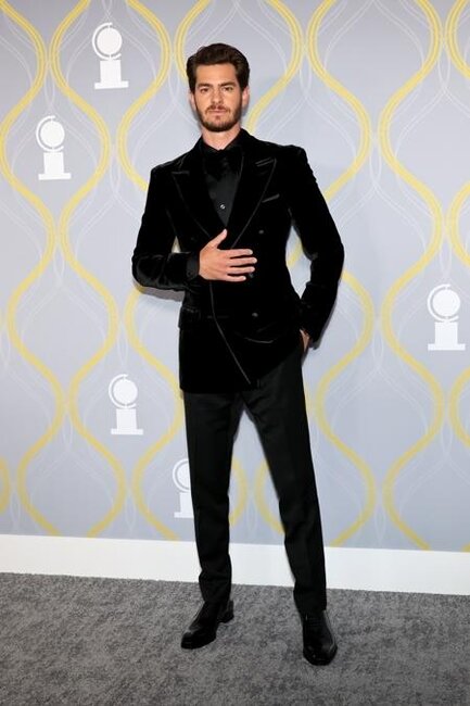 Maykl Ceksonun övladları qalada - FOTO