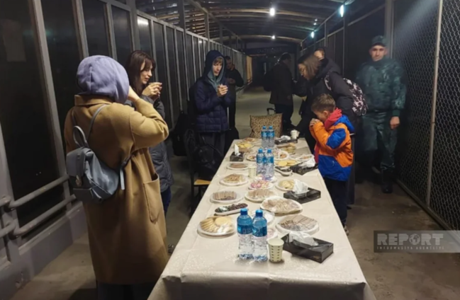 Son üç saatda İrandan Azərbaycana 30-a yaxın şəxs təxliyə edilib