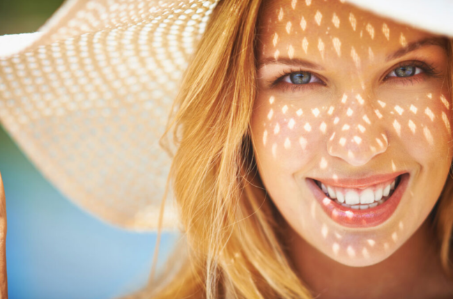 "Günəş kremlərindən istifadə həm faydalı, həm də düzgün seçilmədiyi halda zərərli ola bilər" - Dermatoloq