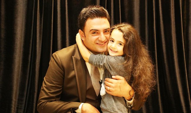 Aparıcı Nəsib Nur qızı ilə açılışda - FOTOLAR