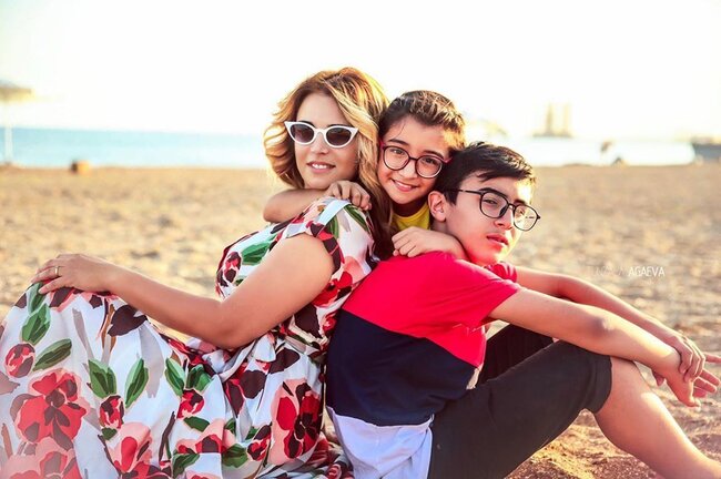 Bu da rəqqasə Renkanın özünə bənzəyən bacısı - FOTOLAR