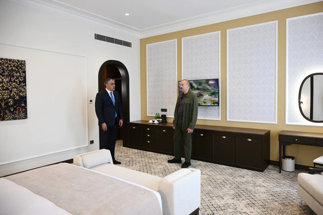 Prezident İlham Əliyev "Xankəndi" hotelinin açılışında iştirak edib