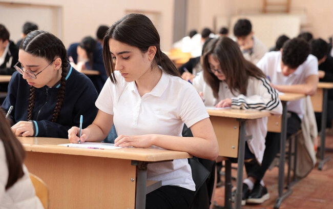 Bakıda yeni təmayül modelinə böyük maraq: 7 845 şagird müraciət edib - TƏHSİL EKSPERTİNDƏN AÇIQLAMA