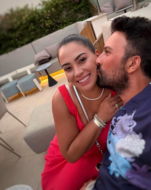 Tarkandan xanımına sevgi dolu sözlər - Foto