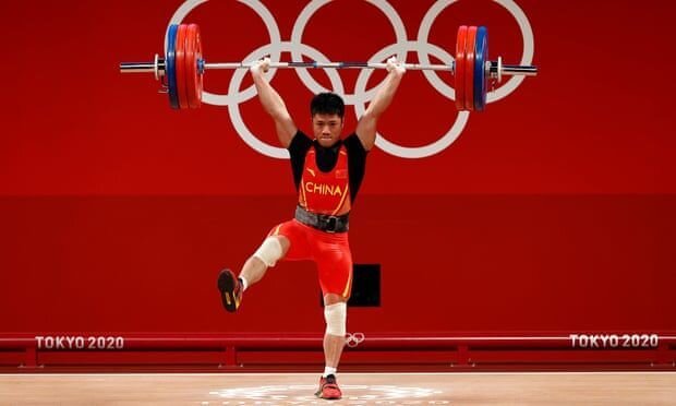 Çinli idmançı tək ayaqla Olimpiya çempionu oldu